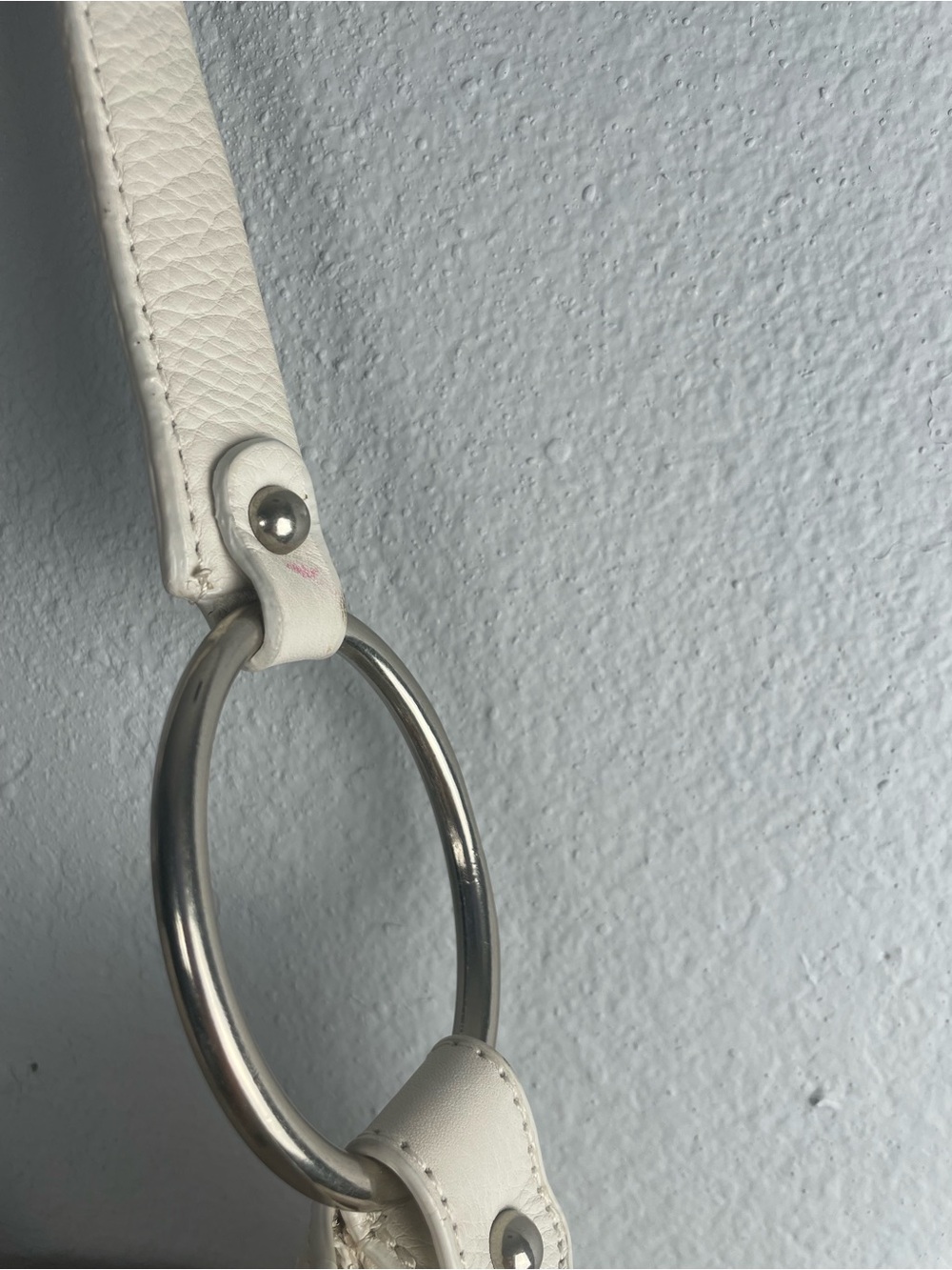 Alfani Genuine Learher Ivory Hobo Shoulder Bag Tassel Silver Ring - Picture 5 of 10